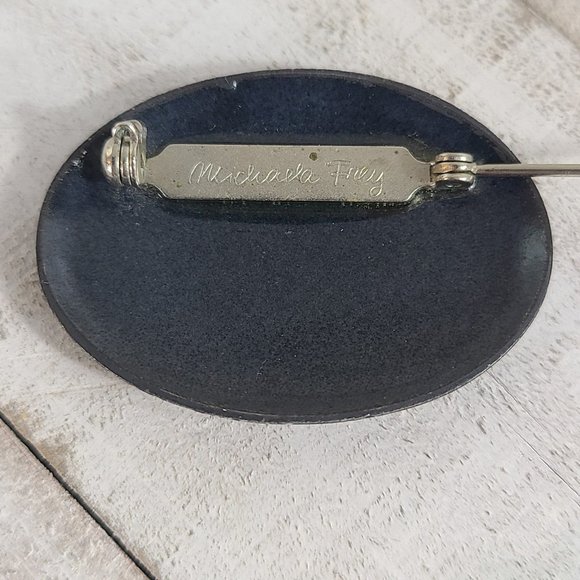 Vintage Michaela Frey Brooch Signed Oval Enamel Black Silver Floral Art Deco - Picture 3 of 9